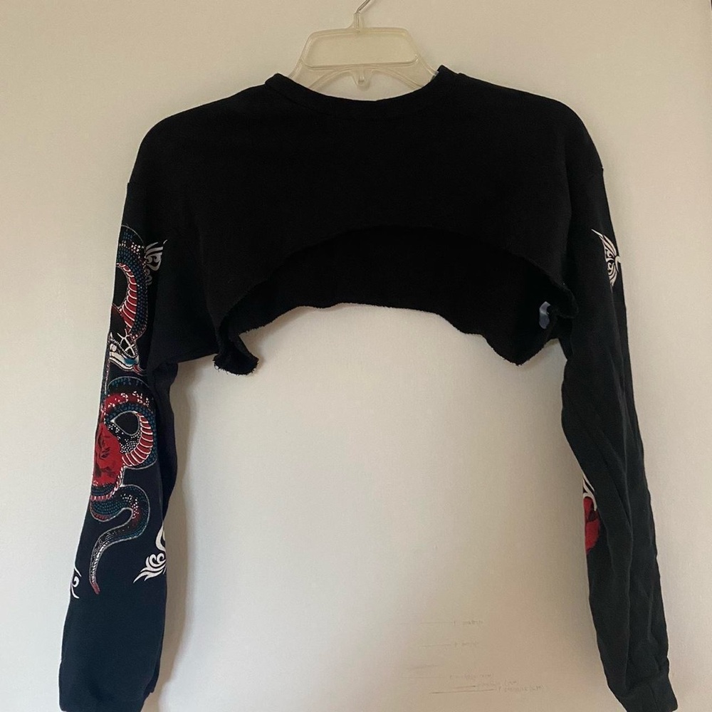 iHeartRaves Snakebite Long Sleeve Ultra Crop
